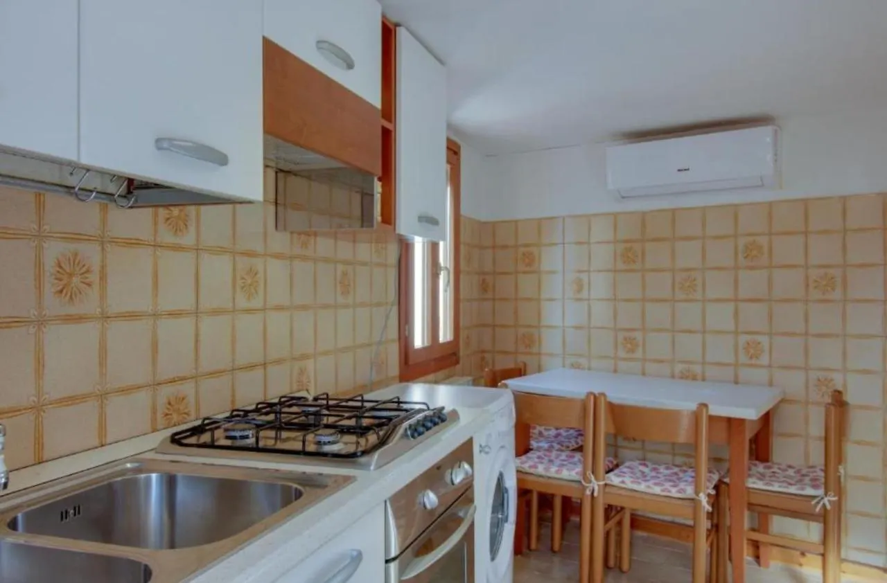 Apartment Ca Colombina Nicoli By Halldis Venice