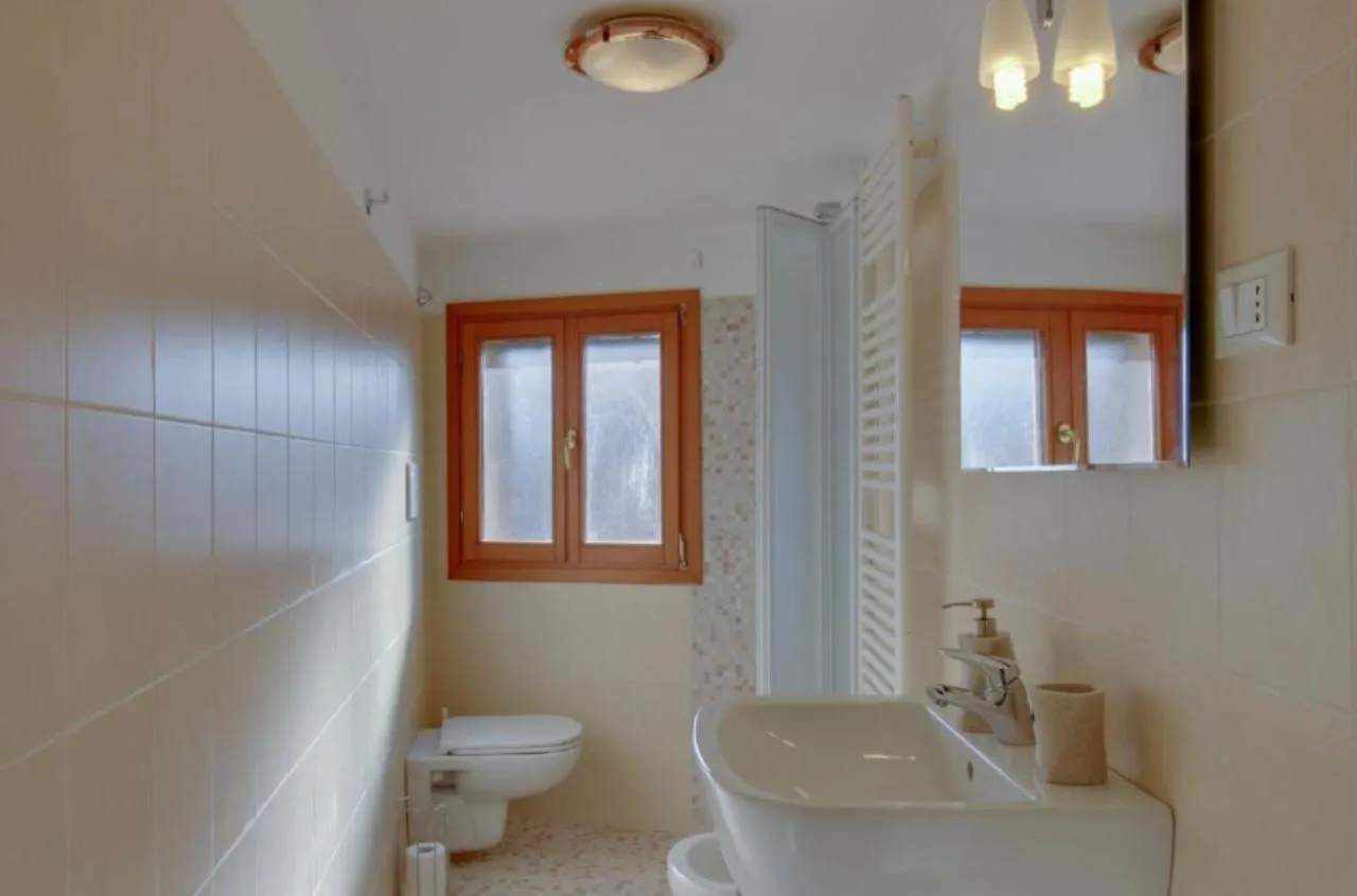 Apartment Ca Colombina Nicoli By Halldis Venice